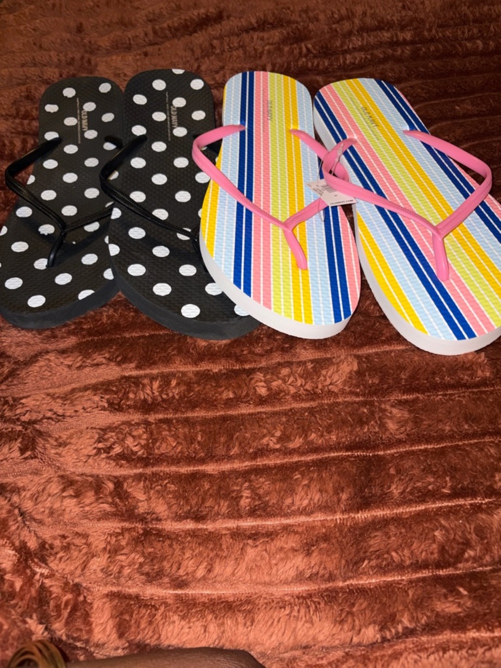Old Navy Black Polka Dot Flip Flops & Multicolor Stripe Flip Flops - Picture 3 of 4